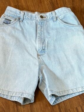 Vintage Y2K 90’s  Light Blue Women's Denim Shorts High Waisted